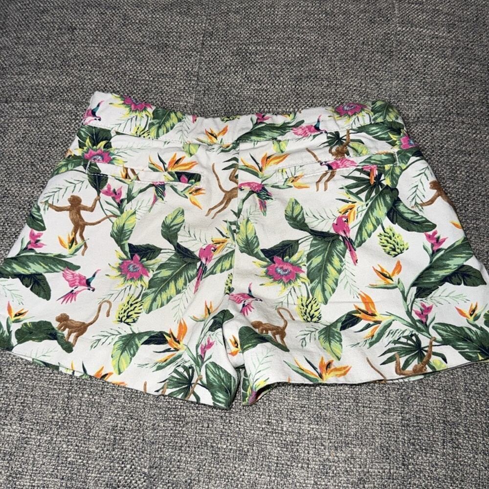 Janie and Jack white jungle print shorts size 5. - Picture 4 of 5